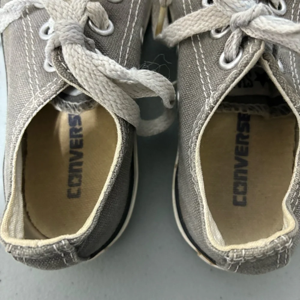 Converse Gray Sneakers Lace Up Youth Size 11